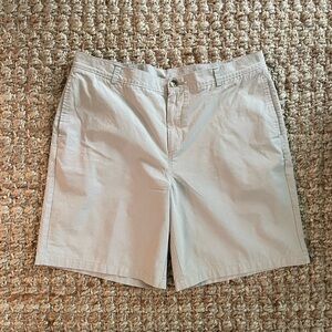 Disney Parks Men’s Khaki Shorts 40 Flat Front 9.5” Inseam Mickey Vacation Ready